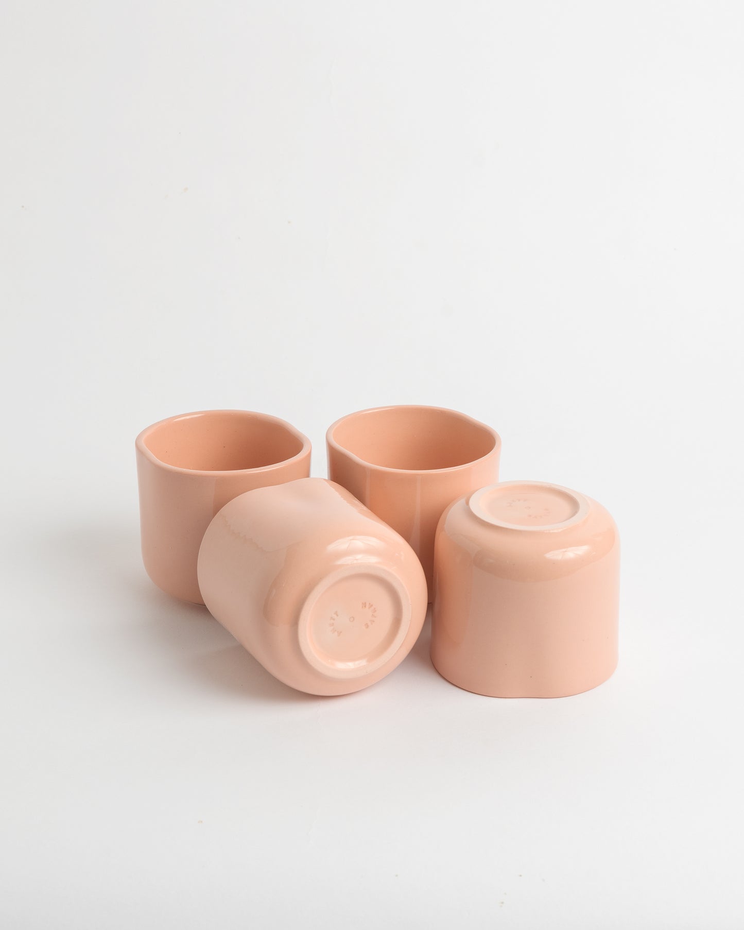 HALLE wavy tumbler